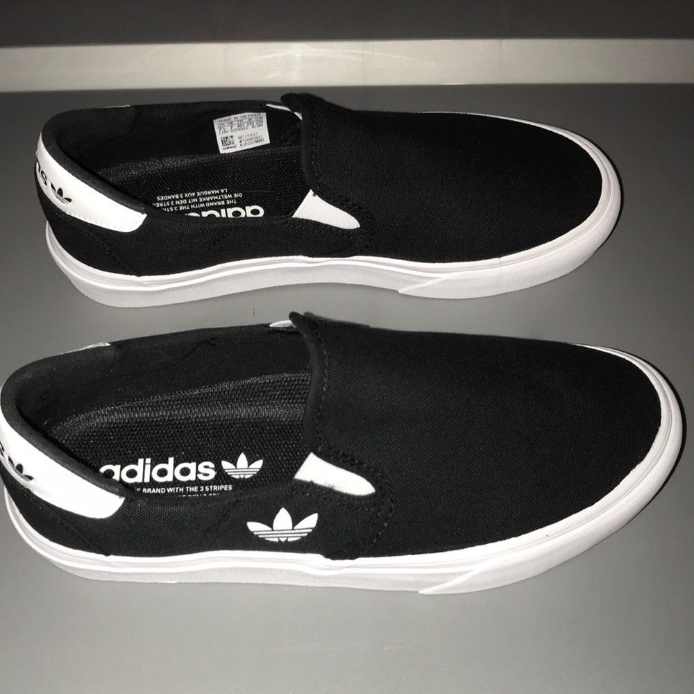 Adidas slip on sneakers NWOT